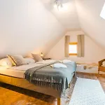 U Namesti - At The Town Square 4*