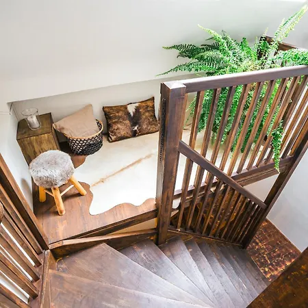 U Náměstí - At The Town Square 4*