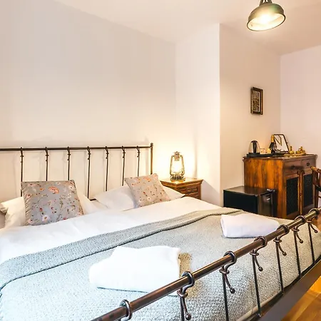 U Namesti - At The Town Square Pensjonat Czeski Krumlow