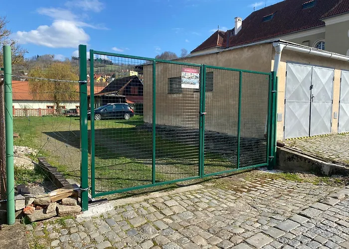 U Namesti - At The Town Square 4*