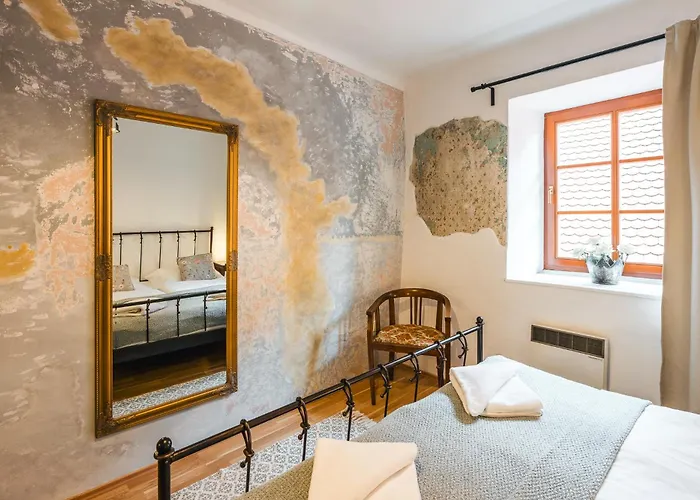 U Namesti - At The Town Square 4*