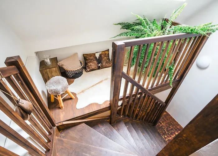 U Namesti - At The Town Square 4*